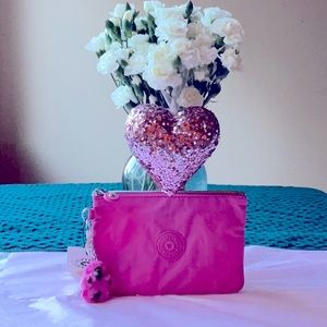 🙈💕 KIPLING POUCH WITH MONKEY KEYCHAIN 🙈💕NWT 💕🙈